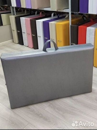 Кушетка новая