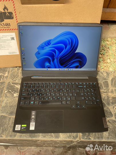 Lenovo i7-10750H GTX1650/16/512
