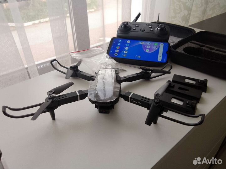 Квадрокоптер с Двумя Камерами Новый