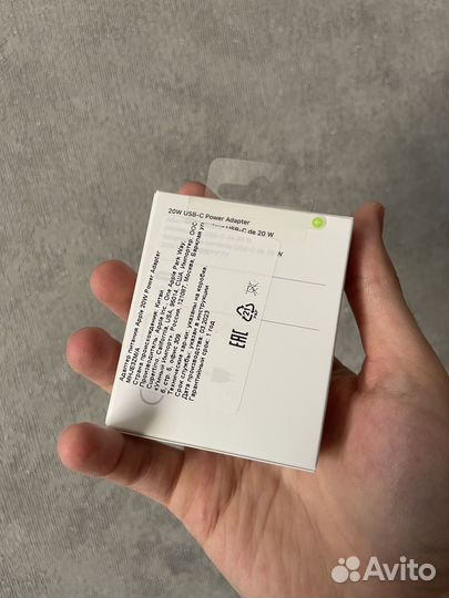 Блок питания Apple 20W USB-C (Оригинал)