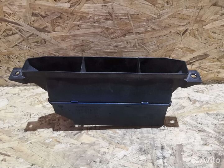 Воздуховод 1.8 Volkswagen Passat B6