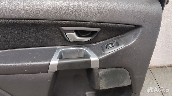 Дверь левая задняя Volvo XC90