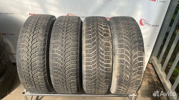 Bridgestone Blizzak Spike-01 225/65 R17 106T