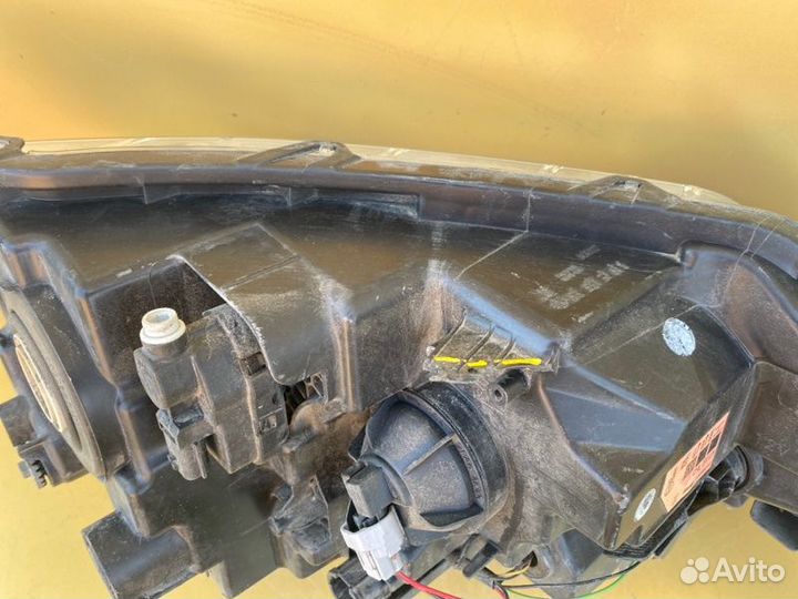 Фара галогеновая левая Nissan Qashqai J11