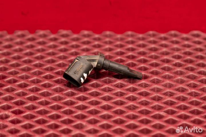 Датчик ABS задний левый Audi A6 C7 chva 2013