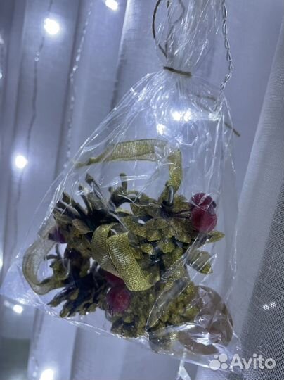 Елочные игрушки