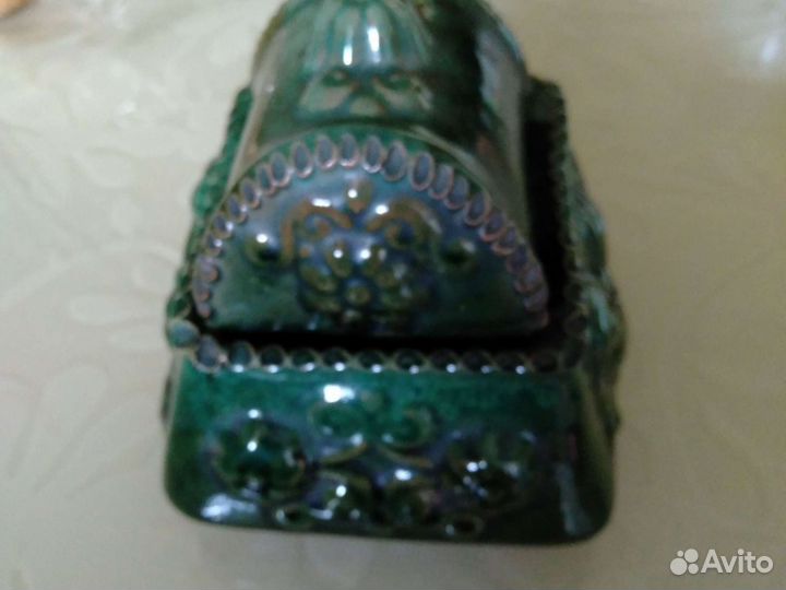 Малахитовая шкатулка