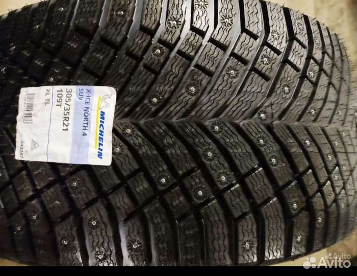Michelin X-Ice North 4 SUV 275/40 R21 и 305/35 R21 109T