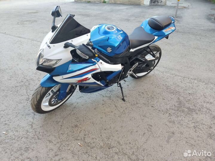 Suzuki gsx-r 600 2009г 13000км пробег обмен