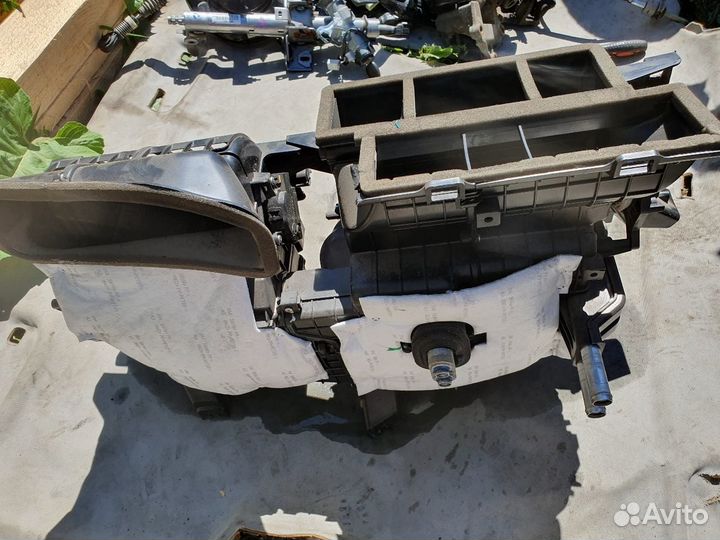 Kia Rio корпус печки в сборе