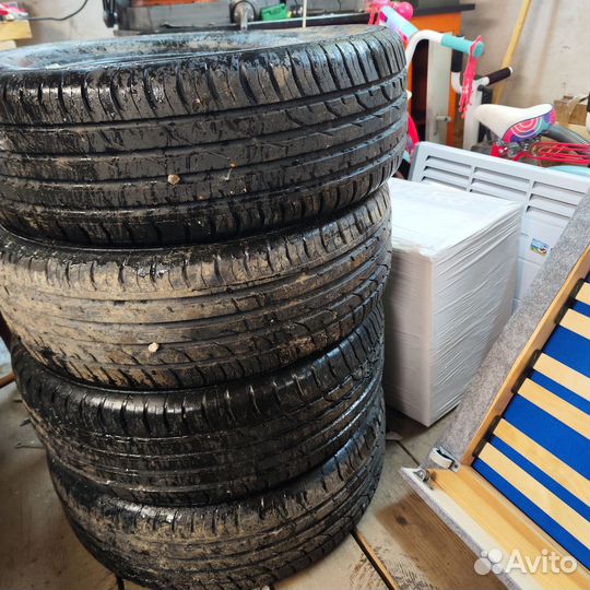 Continental ContiPremiumContact 2 215/60 R17