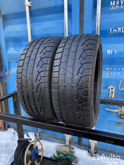 Pirelli Winter Sottozero II 215/40 R17