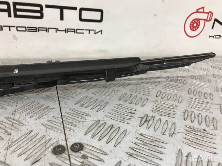 Б/У поводок стеклоочистителя (дворник) правый