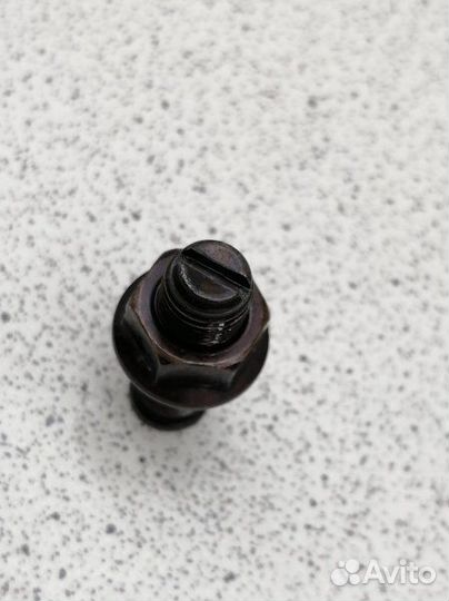 Болт Honda Fit GD2 L13A