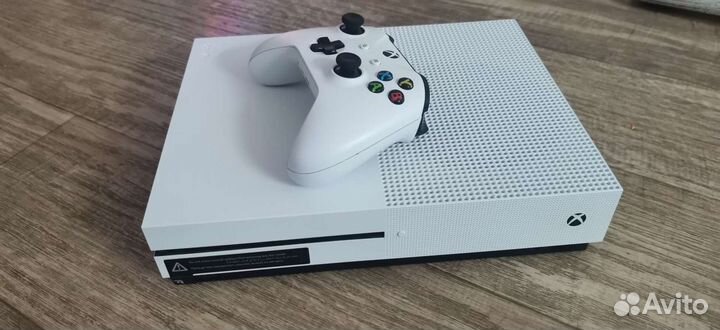 Xbox One s