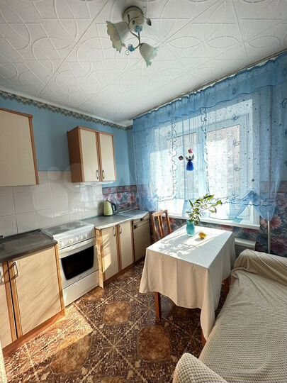 2-к. квартира, 49 м², 6/9 эт.