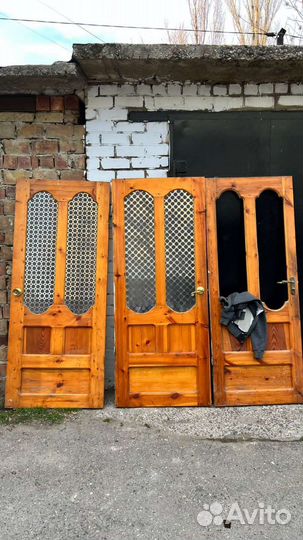 Двери межкомнатные деревянные с коробкой