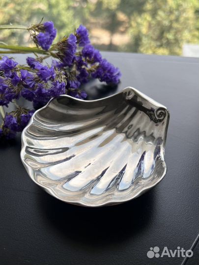 Винтажная тарелка икорница в виде ракушки