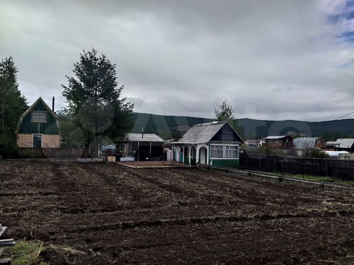 Дача 20 м² на участке 6 сот.