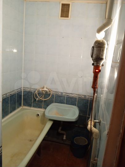 3-к. квартира, 60 м², 2/5 эт.