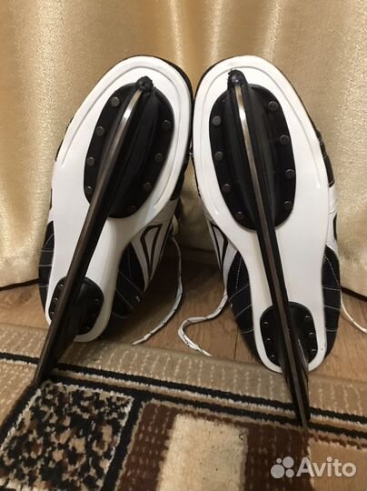 Коньки хоккейные