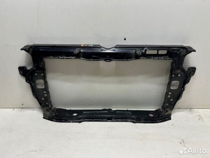 Рамка радиатора передняя Hyundai Solaris 2 2017