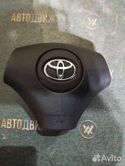 Airbag на руль передний правый Toyota Mark Ii Blit