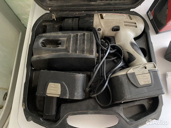 Аккумуляторная дрель