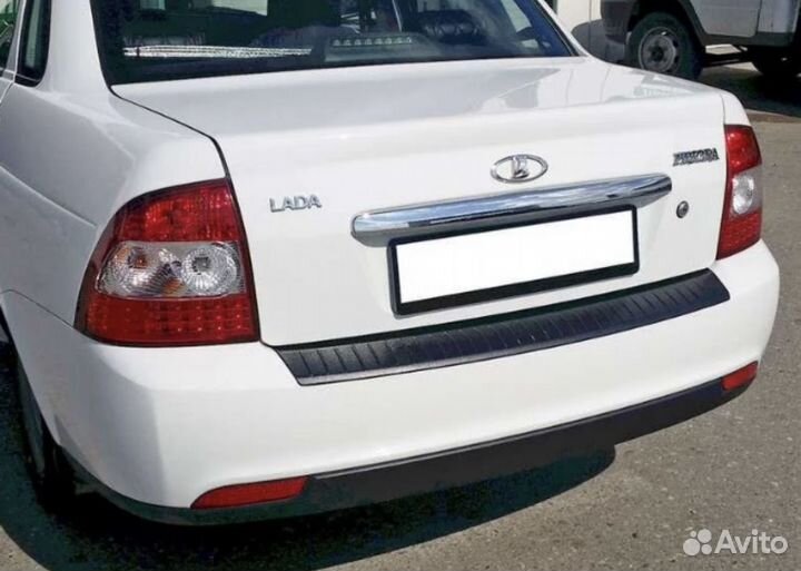 Накладка на задний бампер Приора 2