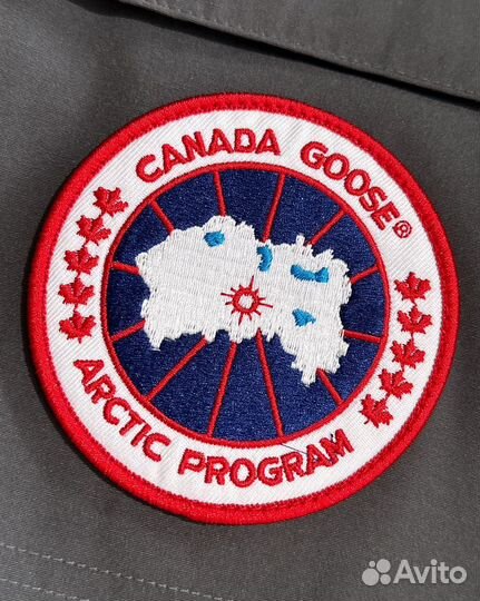 Пуховик Canada Goose