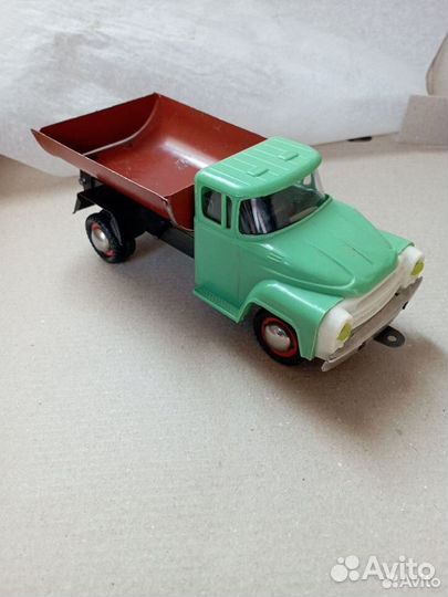 Игрушка ЗИЛ самосвал, сделано в СССР