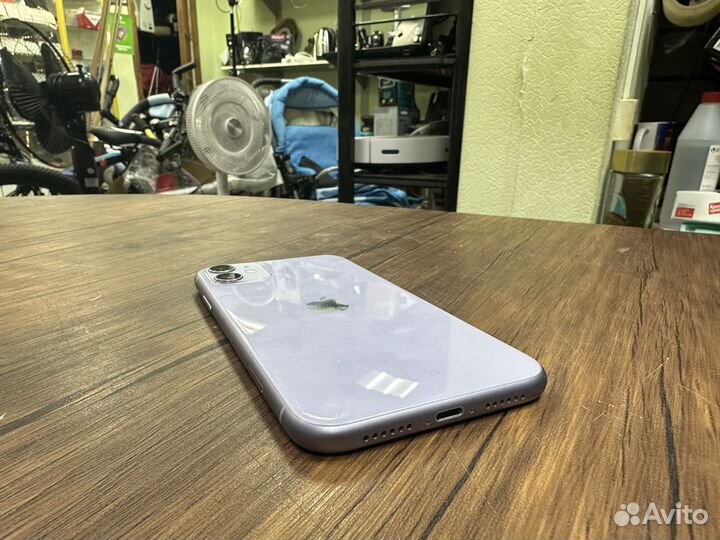 Смартфон Apple iPhone 11 64 гб, Dual: nano SIM + e
