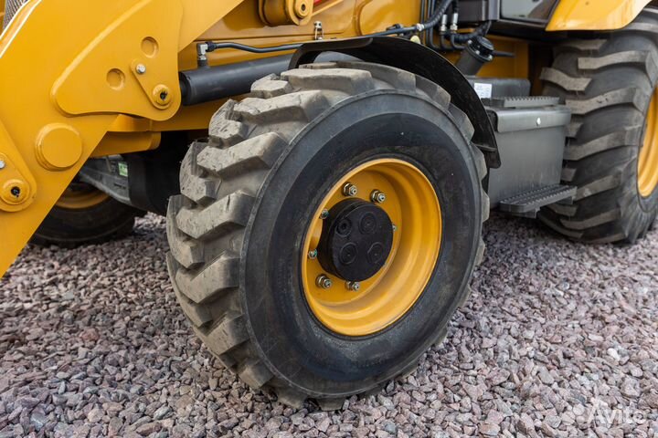 Экскаватор-погрузчик LGCM LGB88, 2023