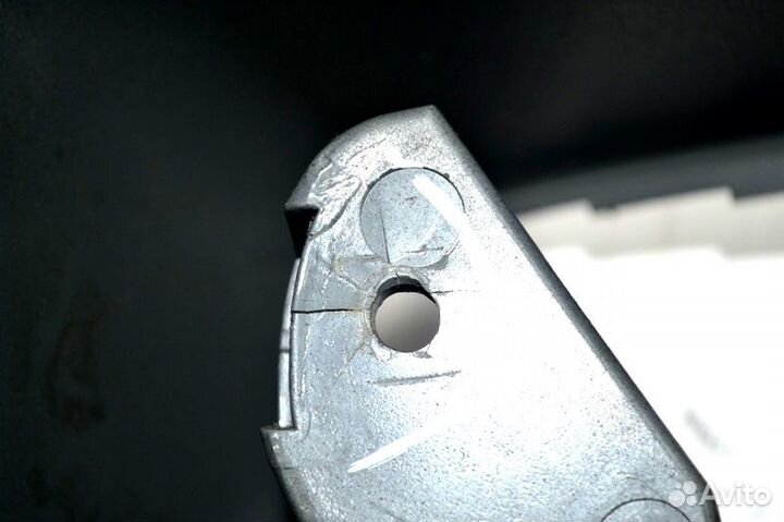 Крышка/оболочка приборной панели iveco Stralis (01