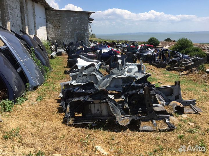 Крыло заднее Mercedes W210