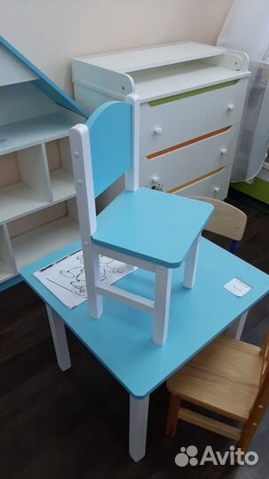 Столик и стульчик для детей