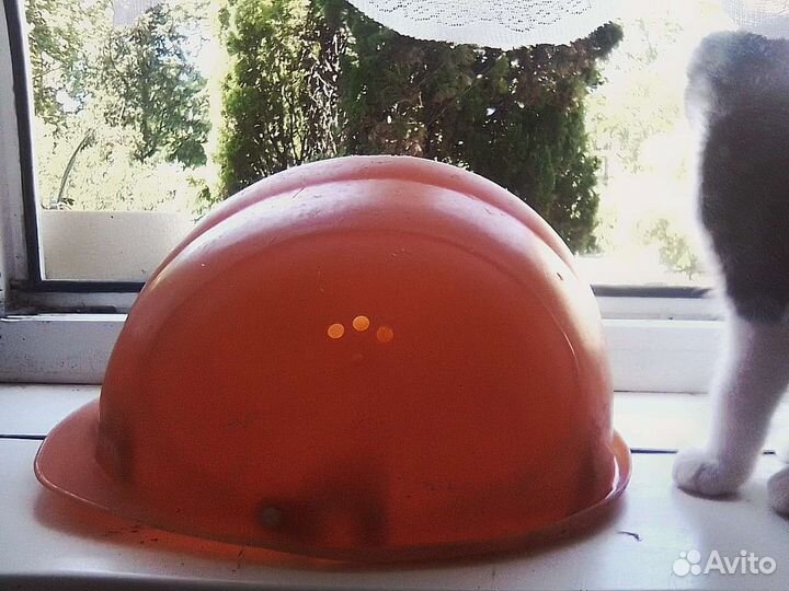 Защитная каска