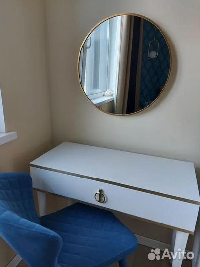 Круглое зеркало