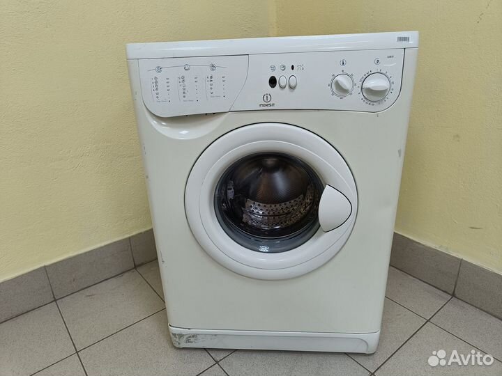 Стиральная машина бу Indesit