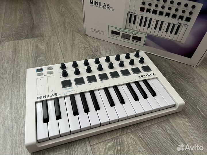 Midi клавиатура arturia minilab mk2