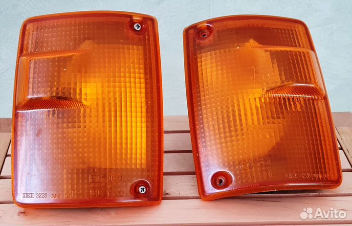 Указатель повторитель поворота L/R isuzu trooper