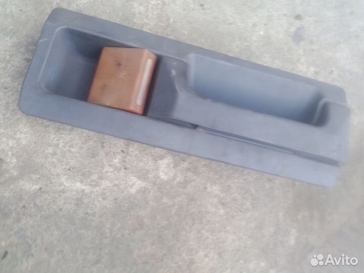 Задняя внутр. ручка двери Спринтер 00-06,лт35