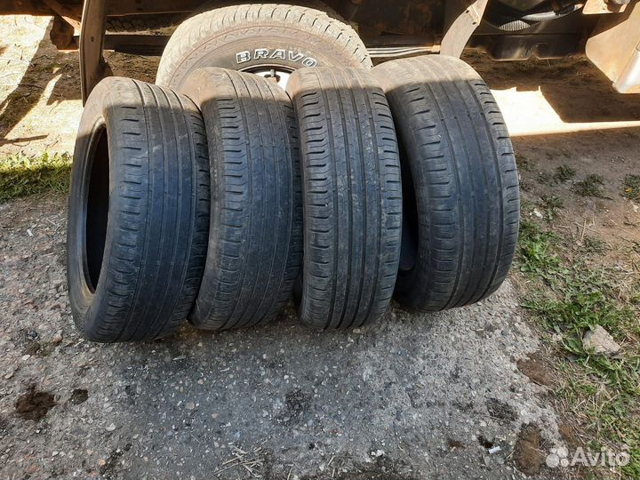 Continental ComfortContact - 5 215/60 R17 96H