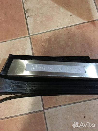 Накладка порога Mercedes W140