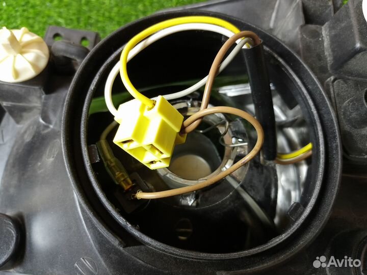 Фара перед правая Volkswagen transporter T4 90-03