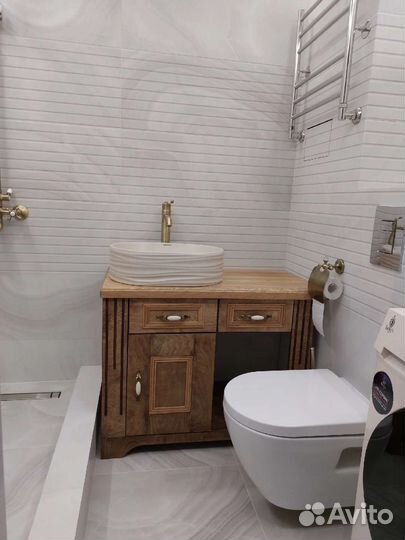 Комод для ванной комнаты из ясеня