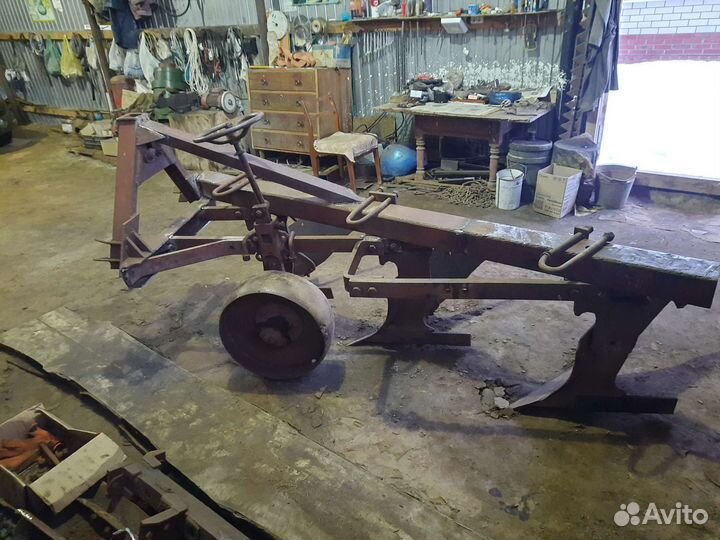 3 х корпусной плуг