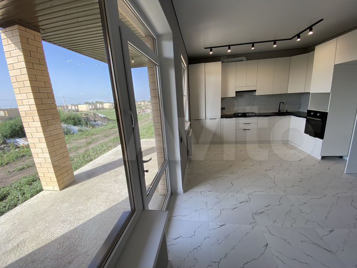 Коттедж 105 м² на участке 3,5 сот.