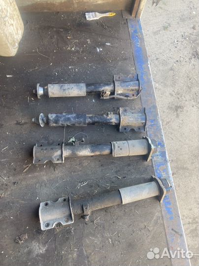 Ford transit стойки