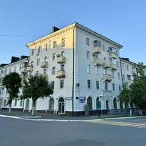 3-к. квартира, 90 м², 3/5 эт.